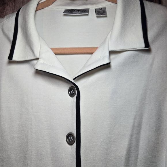 Cali And York Chic White Blazer with Black Trim Womens Medium - Picture 3 of 8